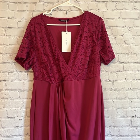 BloomChic cranberry cocktail dress lace bodice size 12 maxi dressy formal - Picture 3 of 12